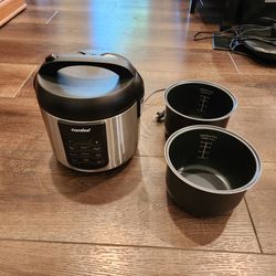 COMFEE' Compact Rice Cooker, 6-in-1 Stainless Steel Multi Cooker, Slow Cooker, Steamer, Saute, and Warmer, 2 QT, 8 Cups Cooked(4 Cups Uncooked), One e