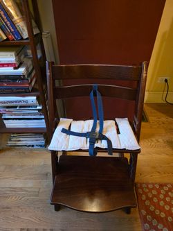 STOKKE high chair