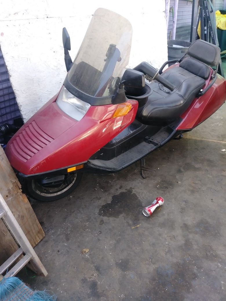 Honda helix scooter