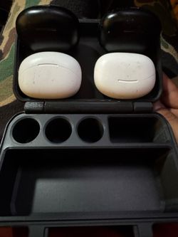 Earbuds
