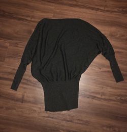 Black sweater/top