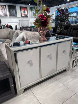 Accent Cabinet 🔥 Take it home with only $50 down