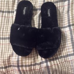 Koolaburra by UGG Black Furry Slippers