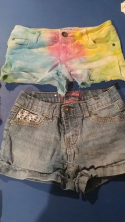 Girls size 8 shorts