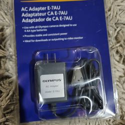 Olympus AC Adapter E-7AU Charger 