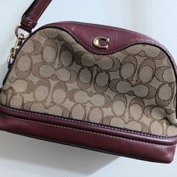 Coach Fabric & Leather Purse Leather Handles Also O B.O.  Excellent Condition. Open Box 