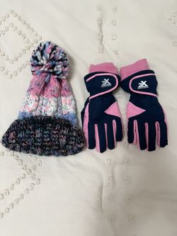 Snow Gloves and Beanie Set