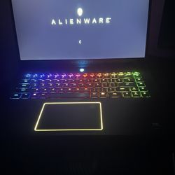 M16R2 Gaming Laptop 