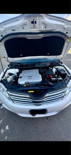 2011 Toyota venza awd xle