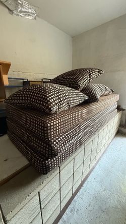 3 giant foam flat cushions + 4 throw pillows