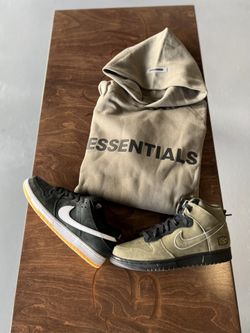 Essentials Hoodies New Sizes medium And Large 