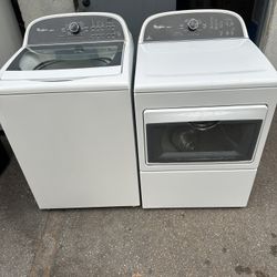 Whirlpool Washer Dryer Set 