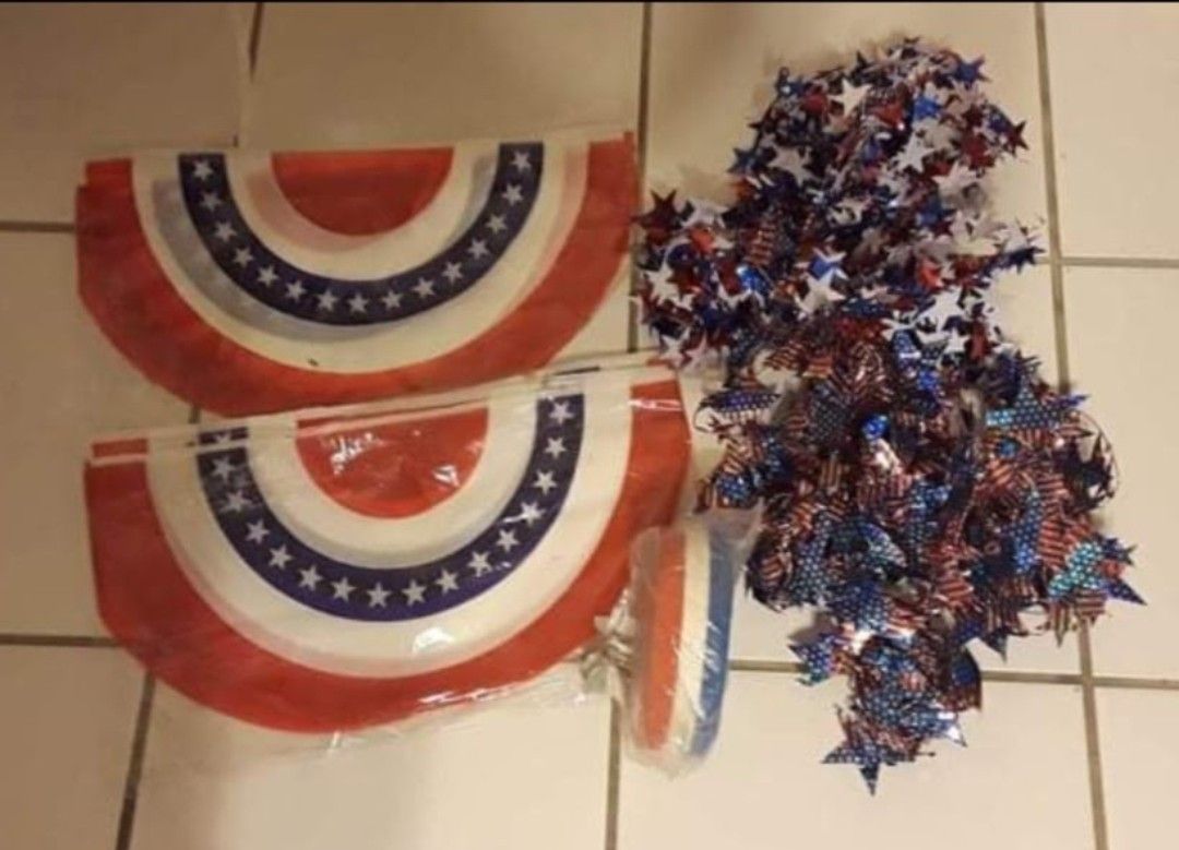 4th of July decorations $5 FIRM for ALL