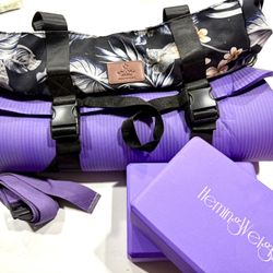 Yoga Bag, Mat, Blocks