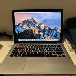 MacBook Pro  13.3in