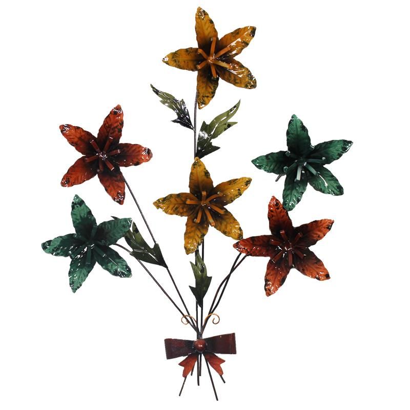 Saltoro Sherpi Stunning and Glossy Metal Floral Wall D�ecor by Entrada by Entrada