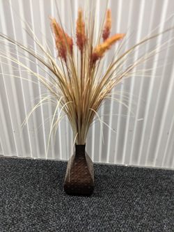 Vase w/Faux Flower Arrangement