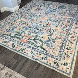 Brand New 8x10 Machine Washable Rug