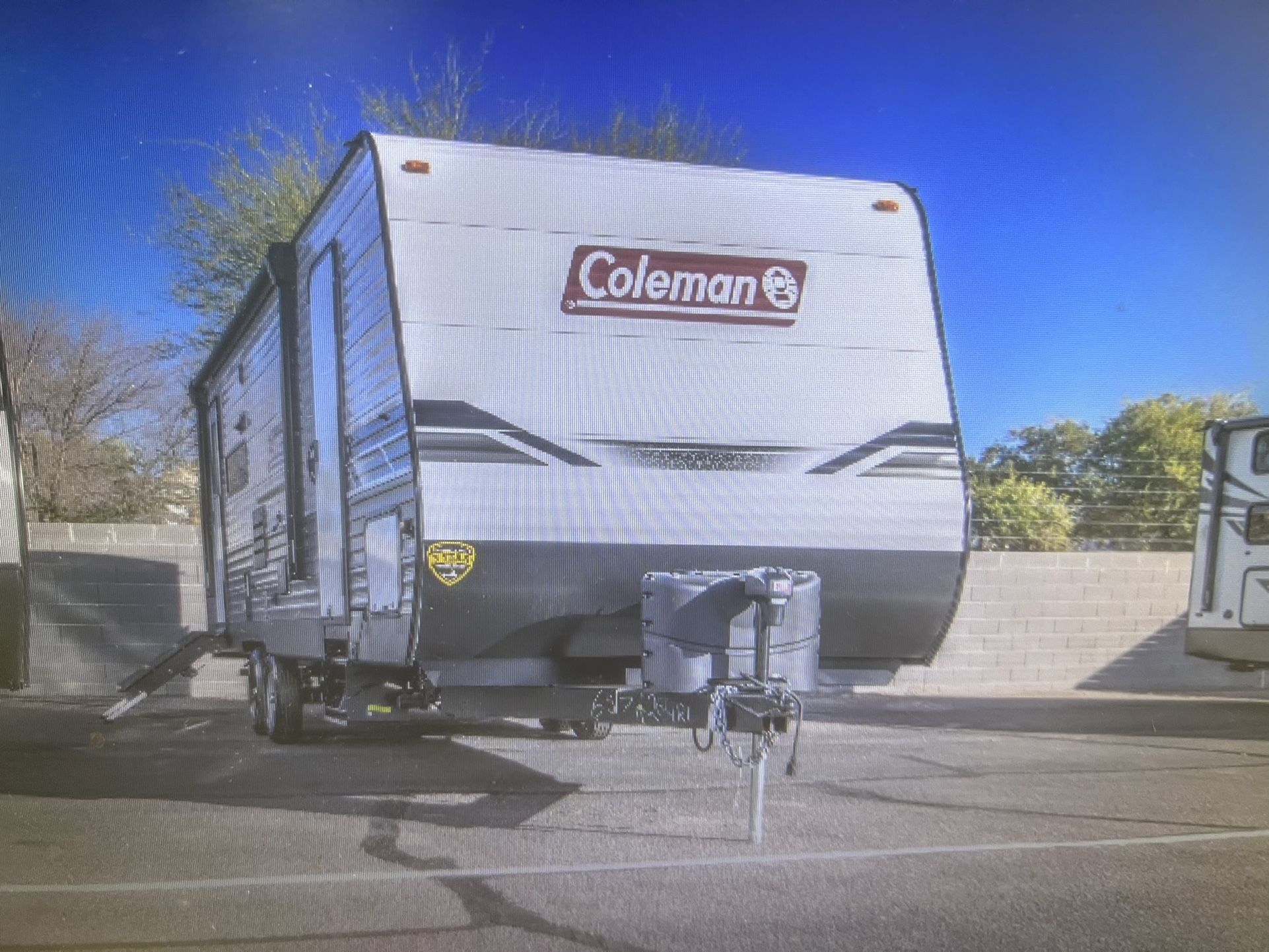 2022 COLEMAN LANTERN 264RLWE