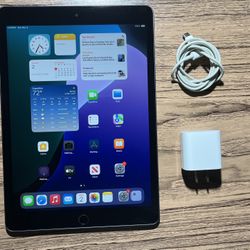 Apple iPad 9th Gen (64GB, Wi-Fi) – Excellent Condition