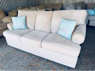 Elegant High End Robb & Stucky Queen Sleeper Sofa{Mattress Never Used}