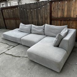Free Delivery! Grey Sectional Modular Couch