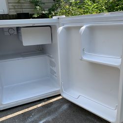 Refrigerator  Mini 