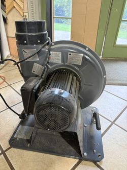 Dayton 3AA22B Fume Extractor