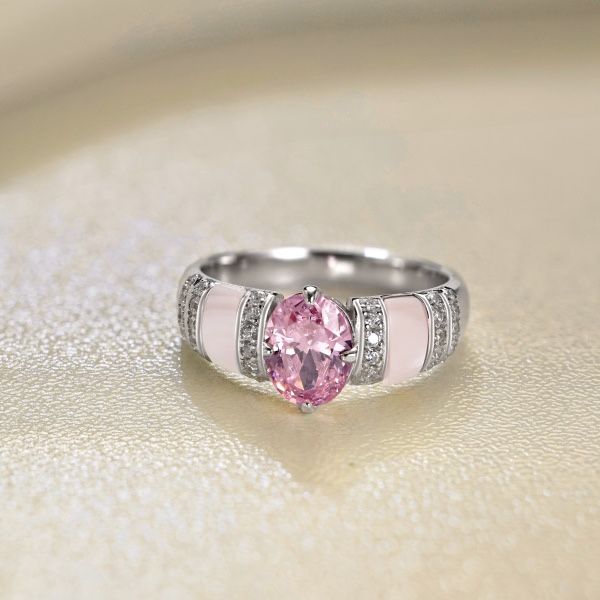 Brand new sterling silver Ring CZs SIZE: 6,7