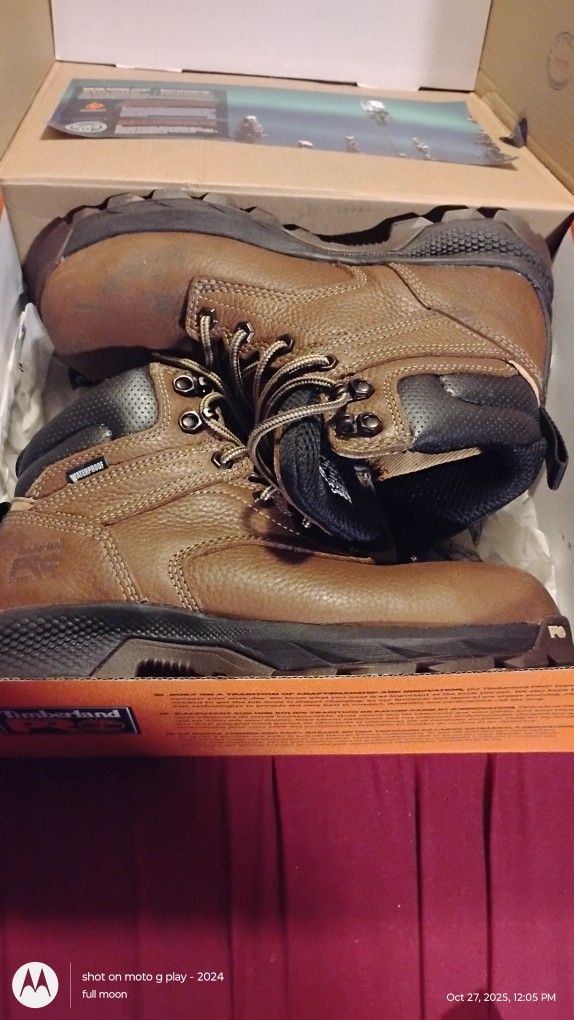 Timberland Boots Women's Size 8 Medium