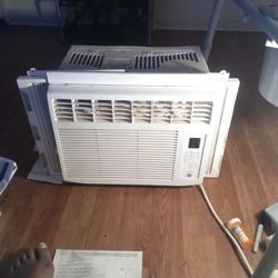 GE Window Air Conditioner