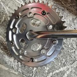 Tuf-Neck usa bmx 90's sproket 44t  (comes with one piece crank)
