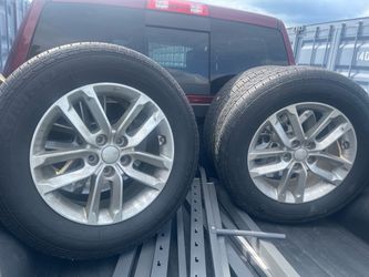 Kia 4 rims and tires