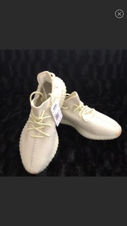 A very limited pair of shoes which you will see almost no one else with! Amazing quality. Size US 12.5