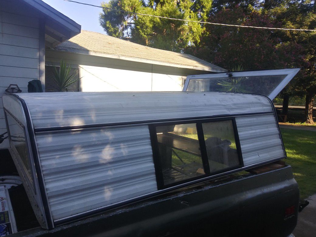 1988 to 98 short bed. 691/2 buy 81.Full size truck camper. Came off 1993 chevy truck