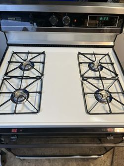 Nice and clean Tappan stove