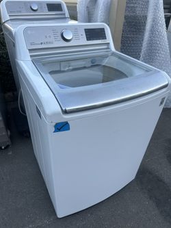 LG washer and dryer set 