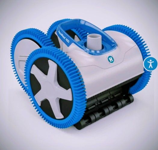 4 wheel drive Hayward Pool Cleaner