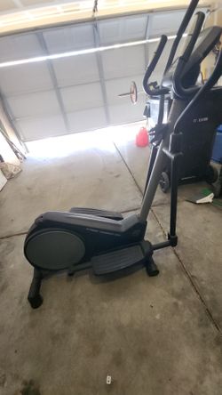 Gilds Gym Stride Trainer 380