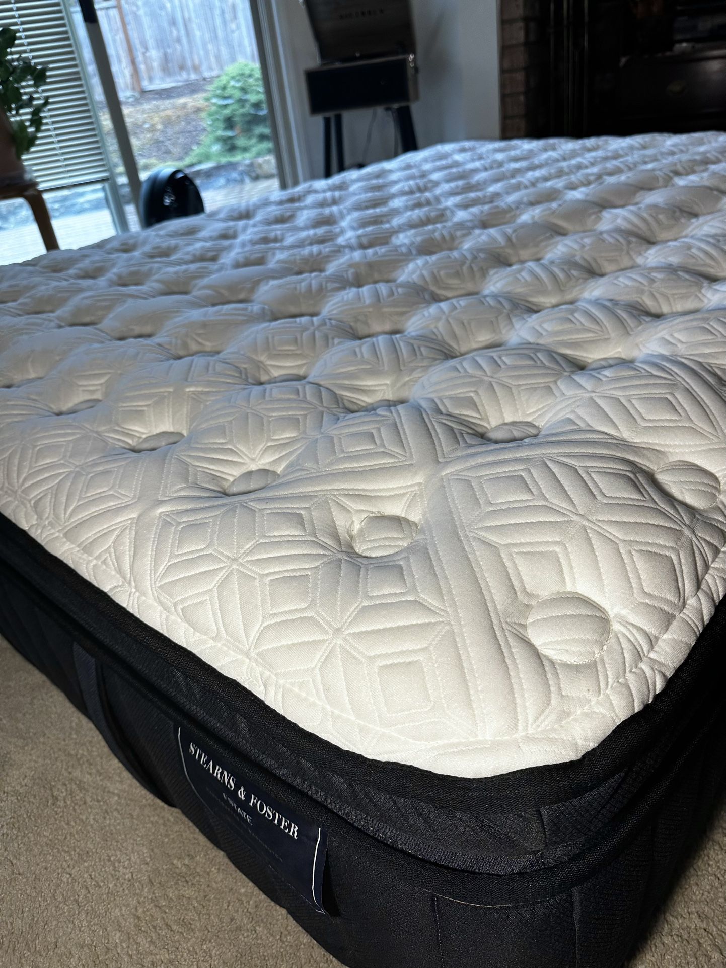 Sterns & Foster Rockwell Queen Mattress