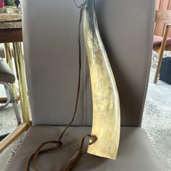 Vintage Powder Horn Muzzleloader Black Powder Accessory with Leather Strap, 41cm