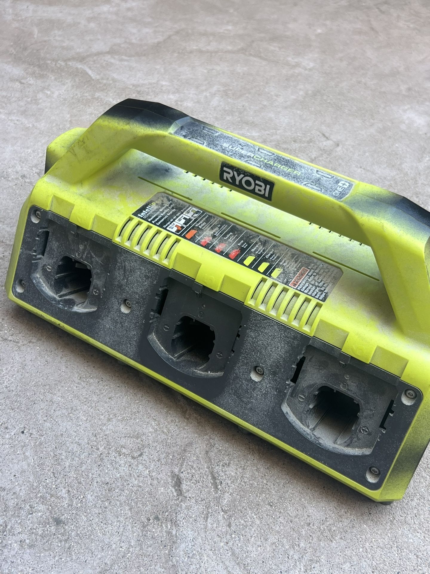 Ryobi One+ Super Charger - 6 Batteries