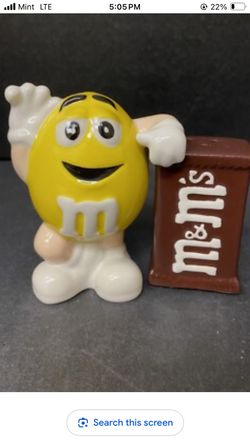 M&M's Ceramic Salt & Pepper Shakers Set Galerie Yellow Peanut