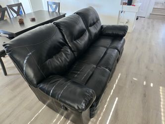 Reclining couch