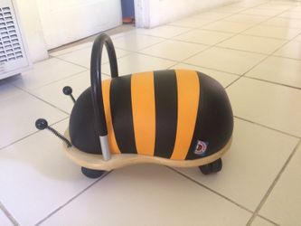 Carrito abejita para niño o niñas.