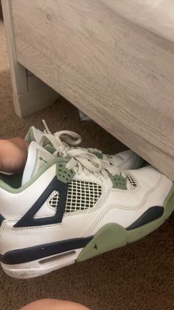 AIR JORDAN 4 RETRO
