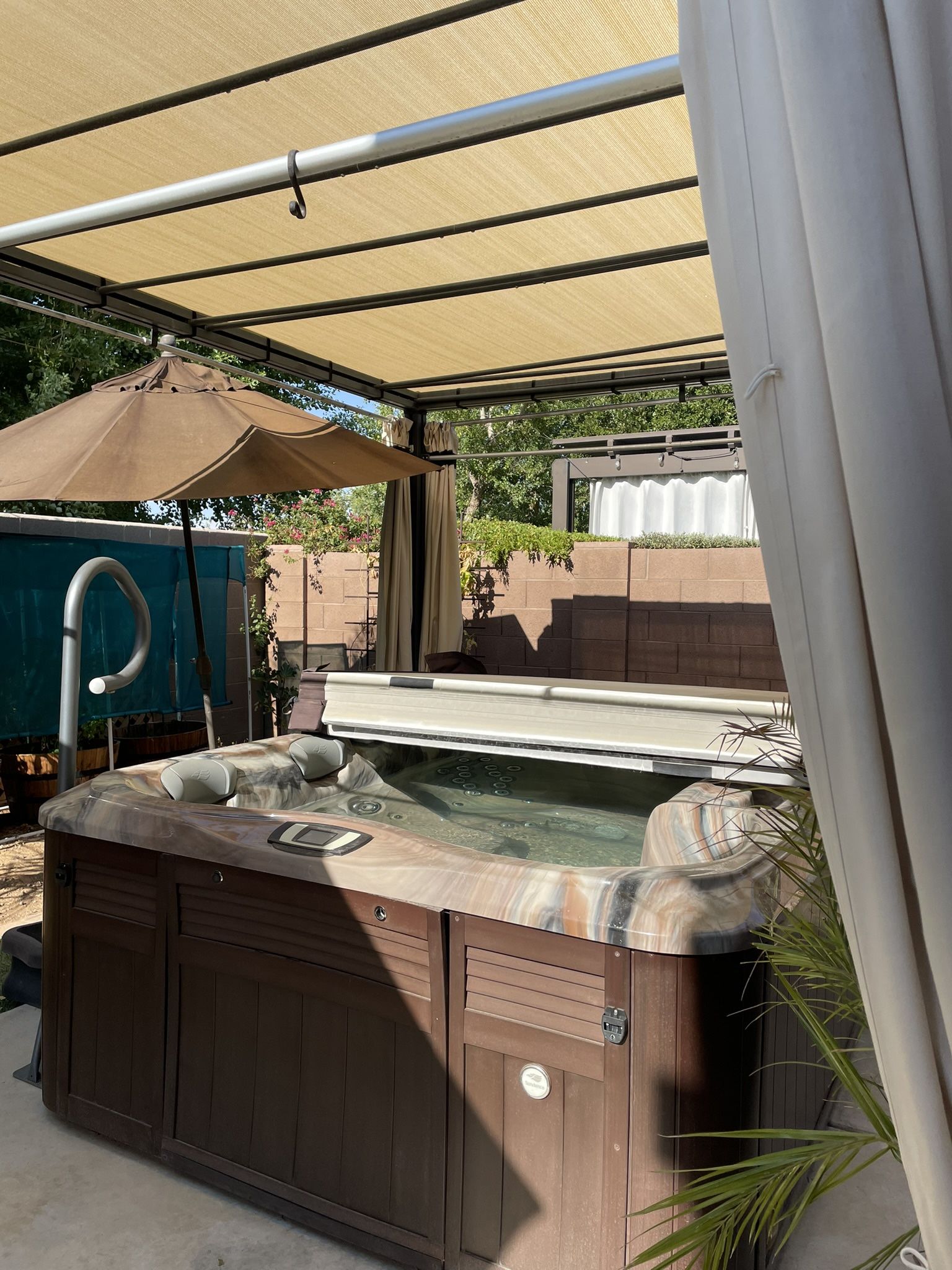 Sundance Spa With Canopy For Sale $2500.00