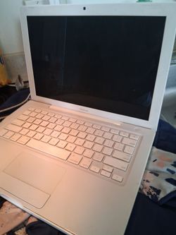 Macbook unlocked 2009