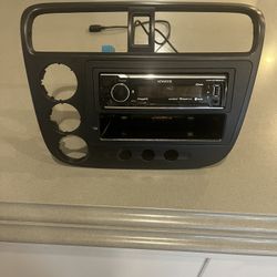 Kenwood Radio Deck And 2004 Honda Trim 