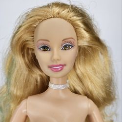 Barbie in the 12 Dancing Princesses Genevieve Getting Married Bride Doll